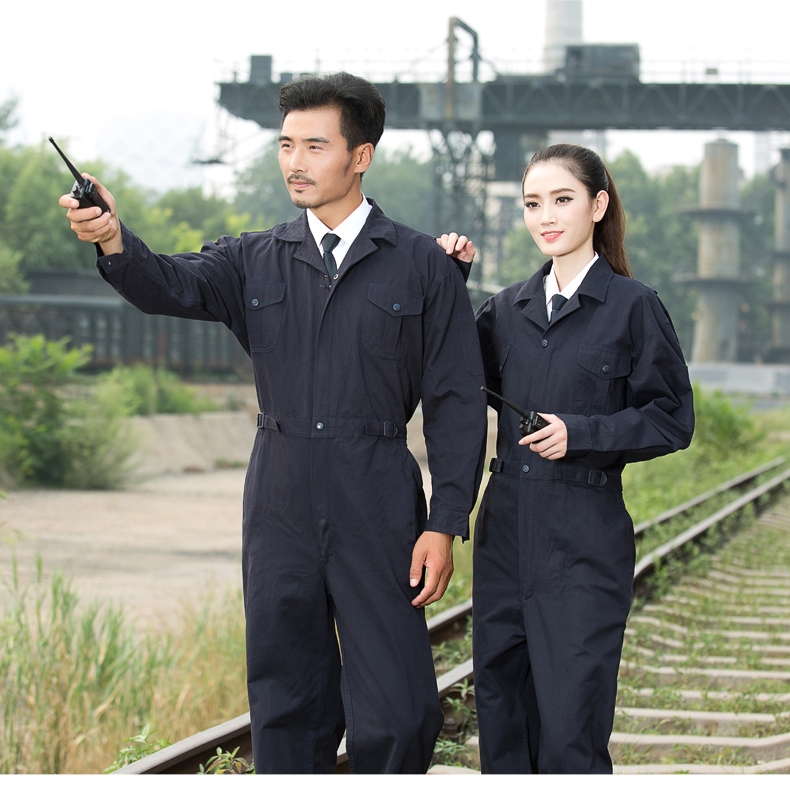 连体工作服