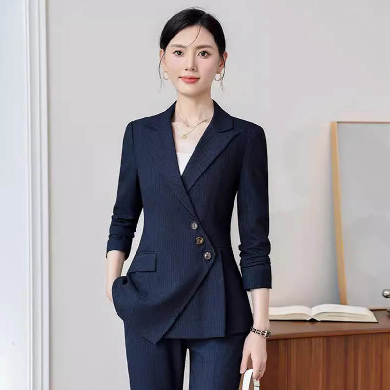 女款商务西服